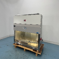 Nuaire Labgard ES 6' BioSafety Cabinet image 0